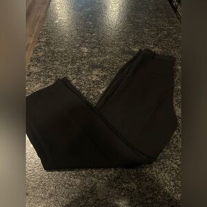 Aritzia - Wilfred Effortless Pant - Size 6